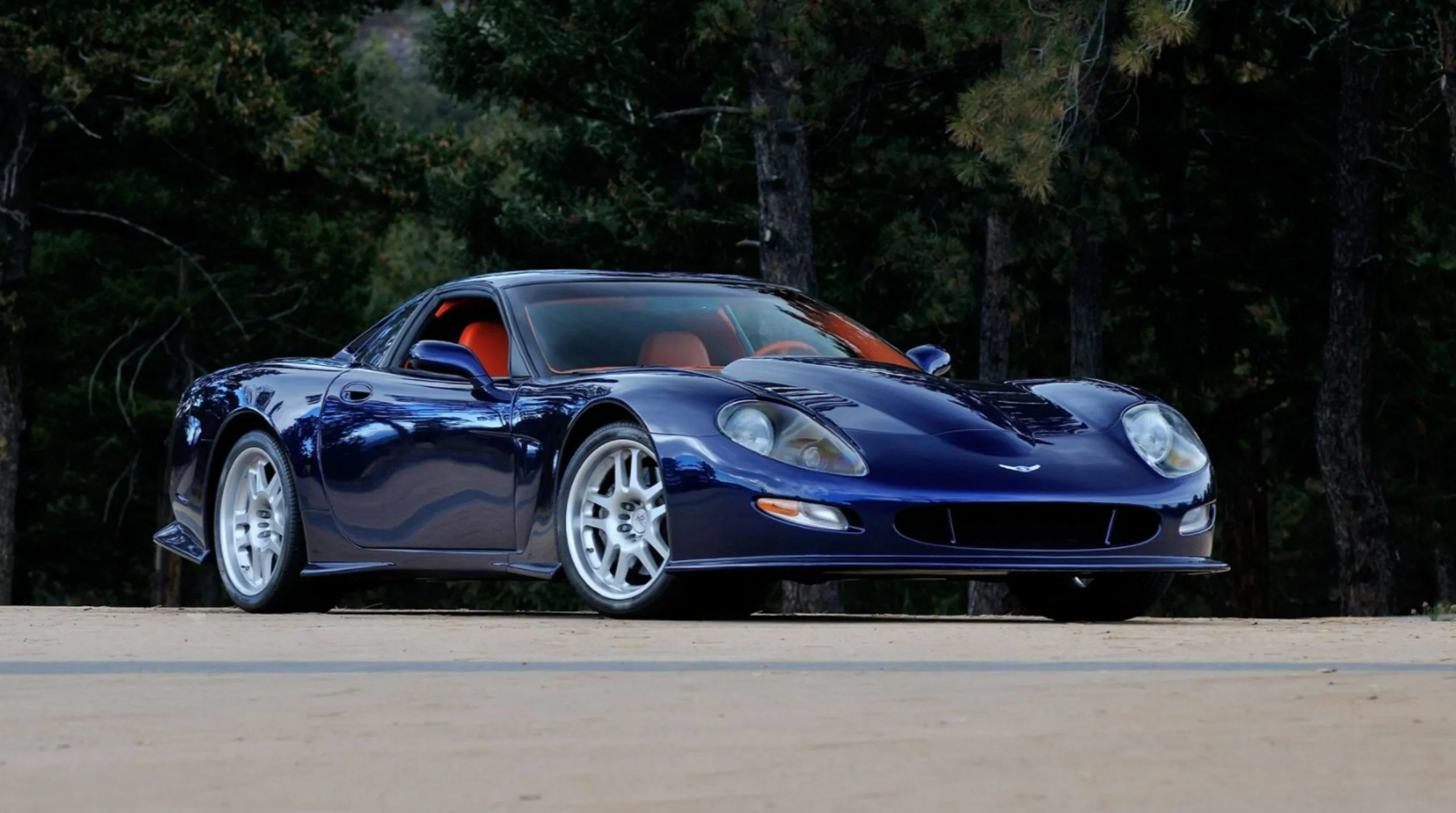 Click to Enlarge-Esc to Close Corvette Generations/C5/C5 1997 Blue Callaway-C12.webp